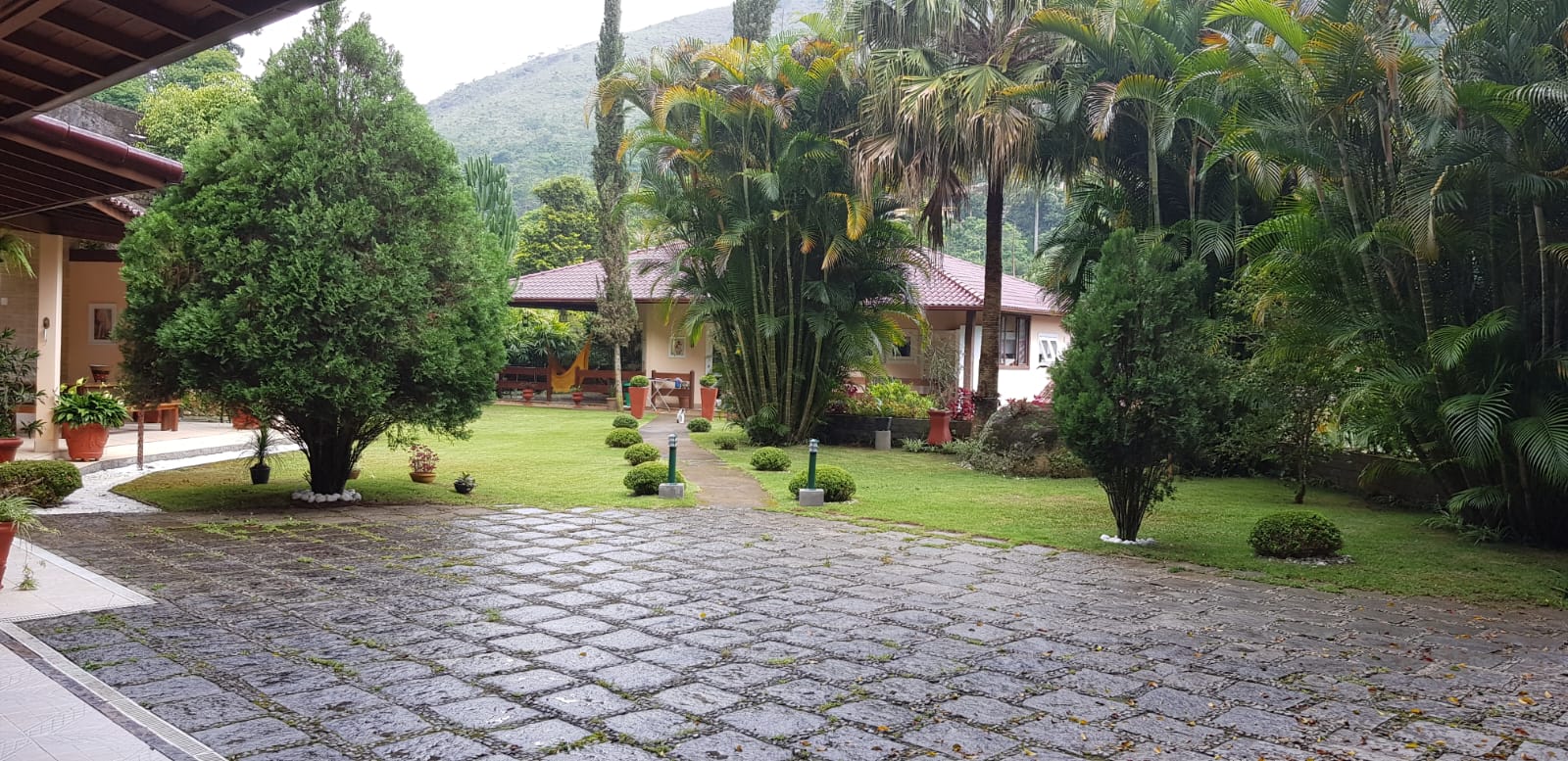 Casa à venda com 9 quartos, 3 suítes, 9 vagas e 520m² no Araras, Petrópolis (RJ) — foto 9 de 20