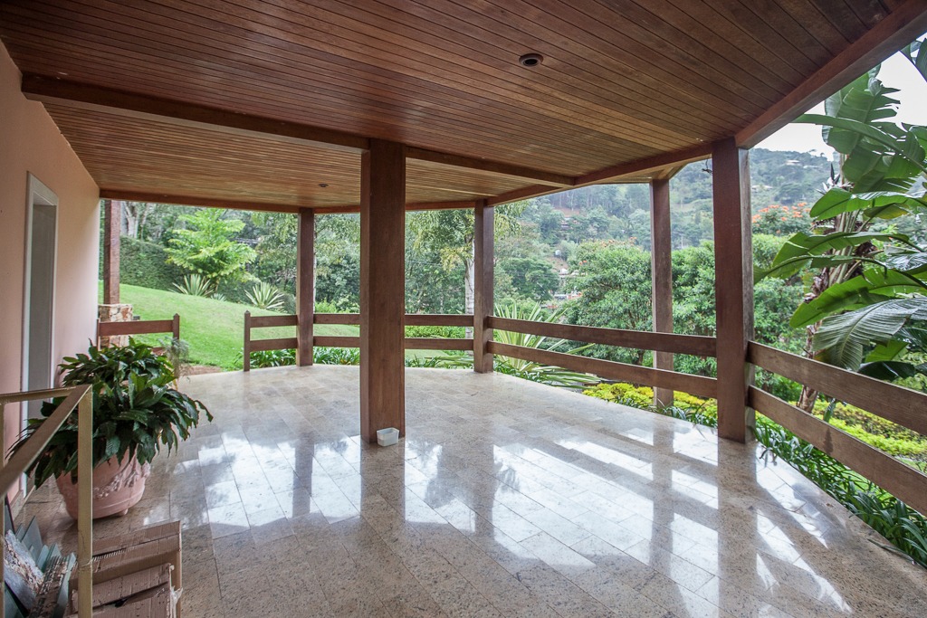 Casa à venda com 9 quartos, 3 suítes, 9 vagas e 520m² no Araras, Petrópolis (RJ) — foto 16 de 20