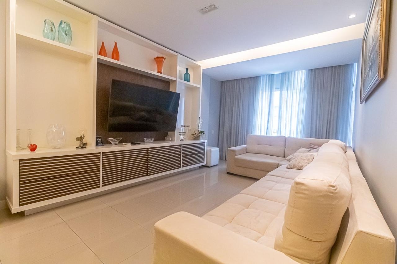 Apartamento à venda com 3 quartos, 1 suíte, 2 vagas e 156m² no Copacabana, Rio de Janeiro (RJ) — foto 4 de 20