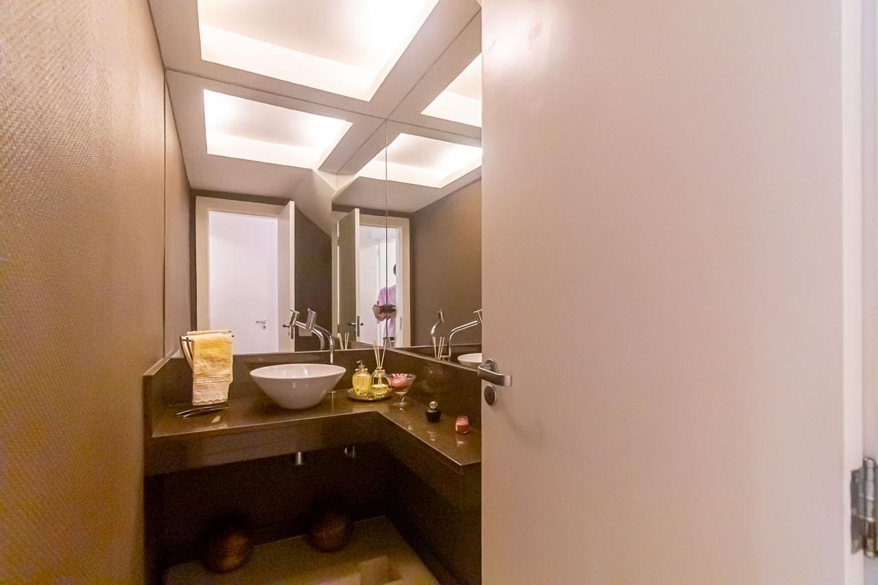 Apartamento à venda com 3 quartos, 1 suíte, 2 vagas e 156m² no Copacabana, Rio de Janeiro (RJ) — foto 8 de 20