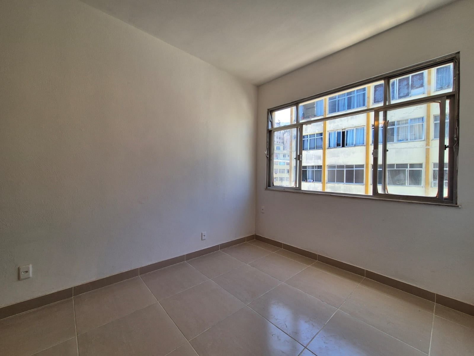 Apartamento à venda com 1 quarto, 1 banheiro e 27m² no Centro, Rio de Janeiro (RJ) — foto 18 de 20