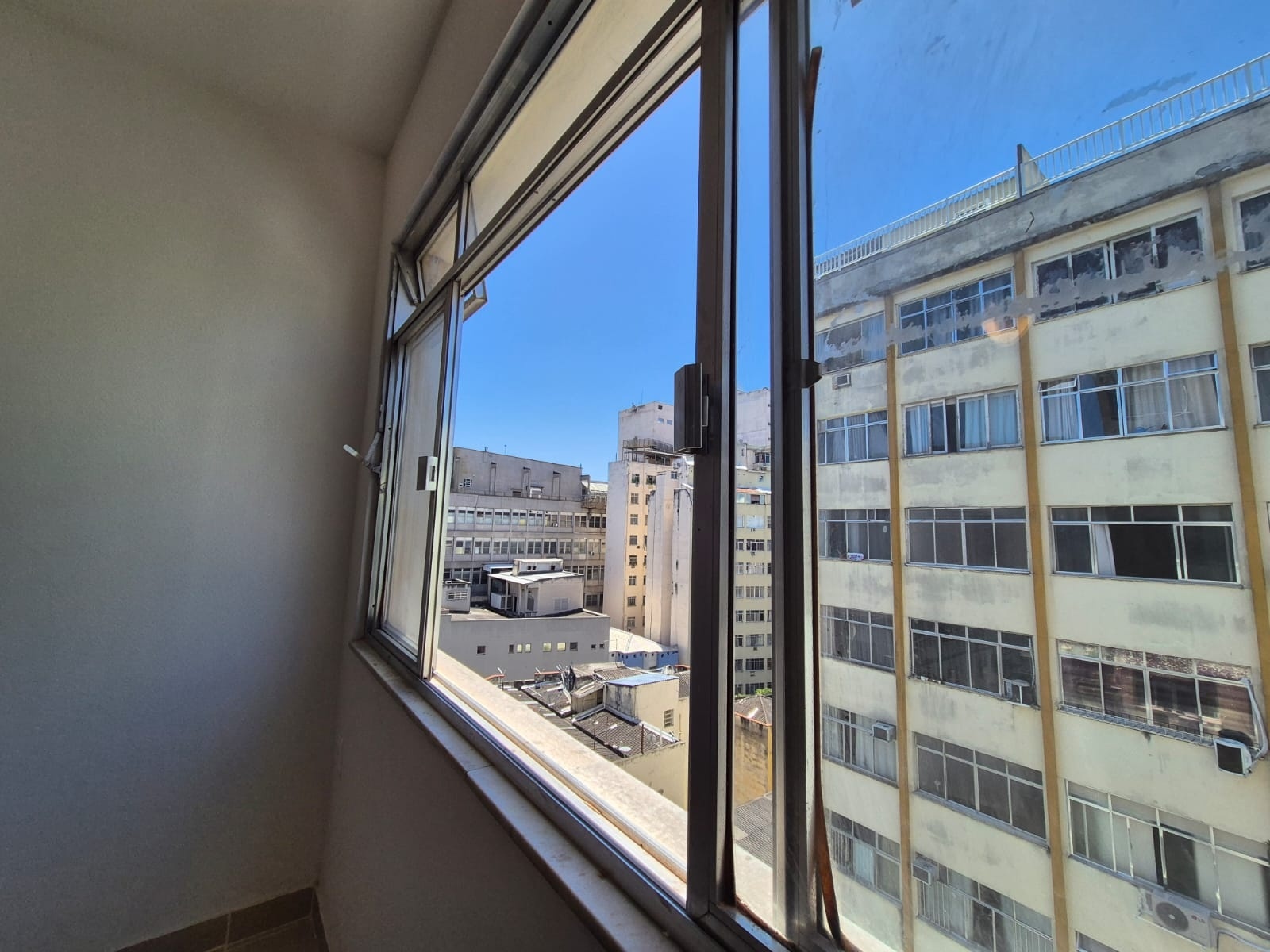 Apartamento à venda com 1 quarto, 1 banheiro e 27m² no Centro, Rio de Janeiro (RJ) — foto 19 de 20