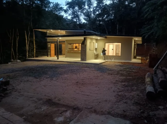 Casa à venda com 3 quartos, 3 suítes, 4 vagas e 150m² no Araras, Petrópolis (RJ) — foto 8 de 20