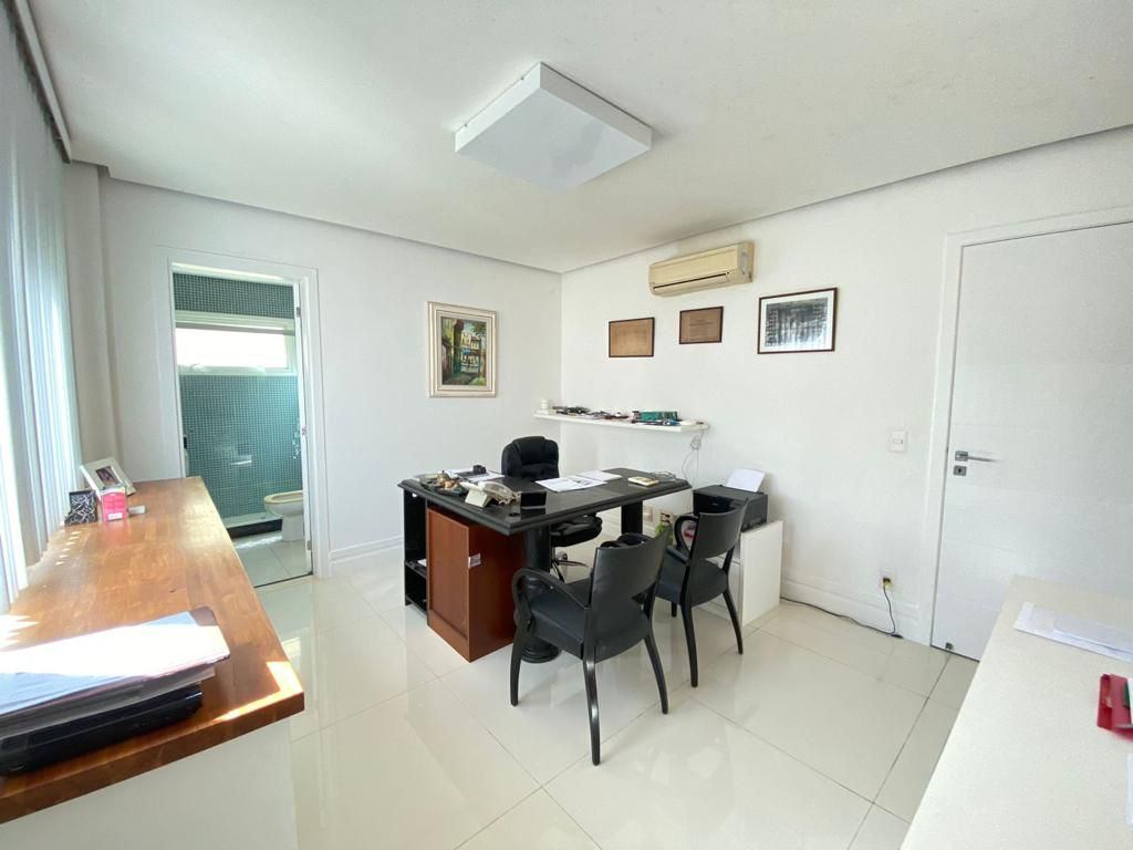 Casa à venda com 5 quartos, 5 suítes, 4 vagas e 612m² no Barra da Tijuca, Rio de Janeiro (RJ) — foto 13 de 20