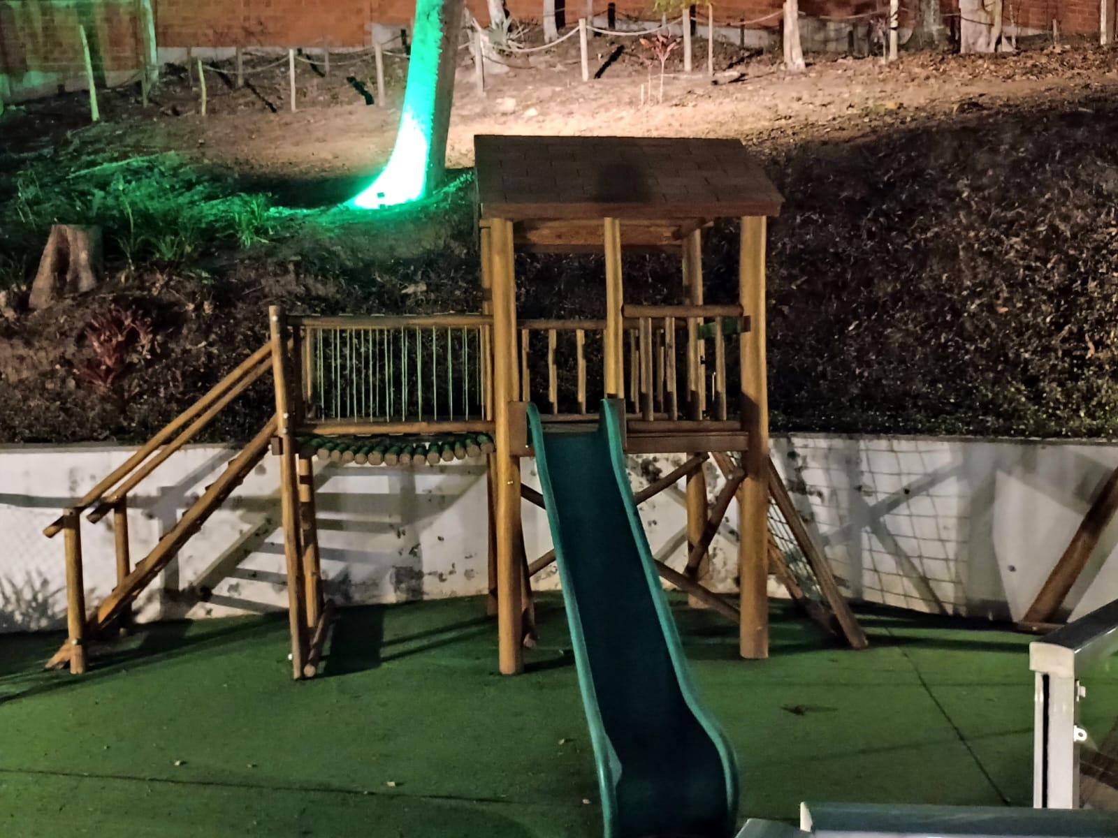 Casa à venda com 4 quartos, 4 suítes, 4 vagas e 150m² no Itaipava, Petrópolis (RJ) — foto 17 de 20